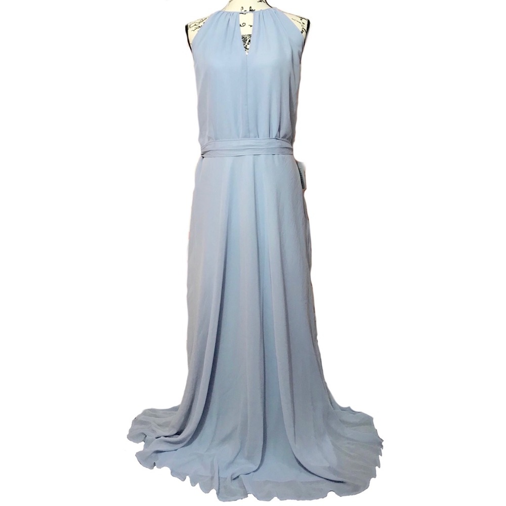 NWT Chiffon keyhole Halter Gown In Rain. Size XXL